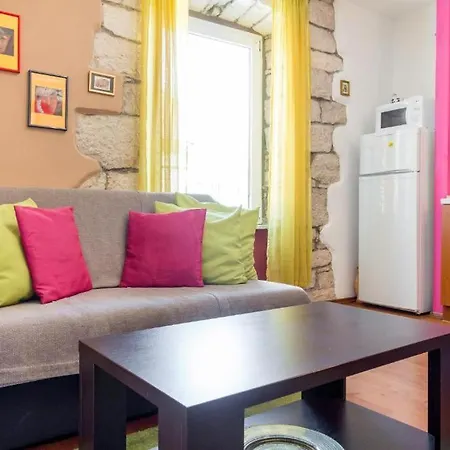 Dante Square - Center Appartement Pula